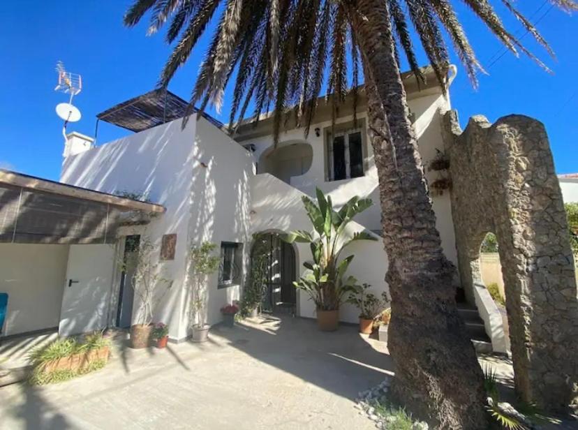 Denia'S Beach House Apartment Exterior photo